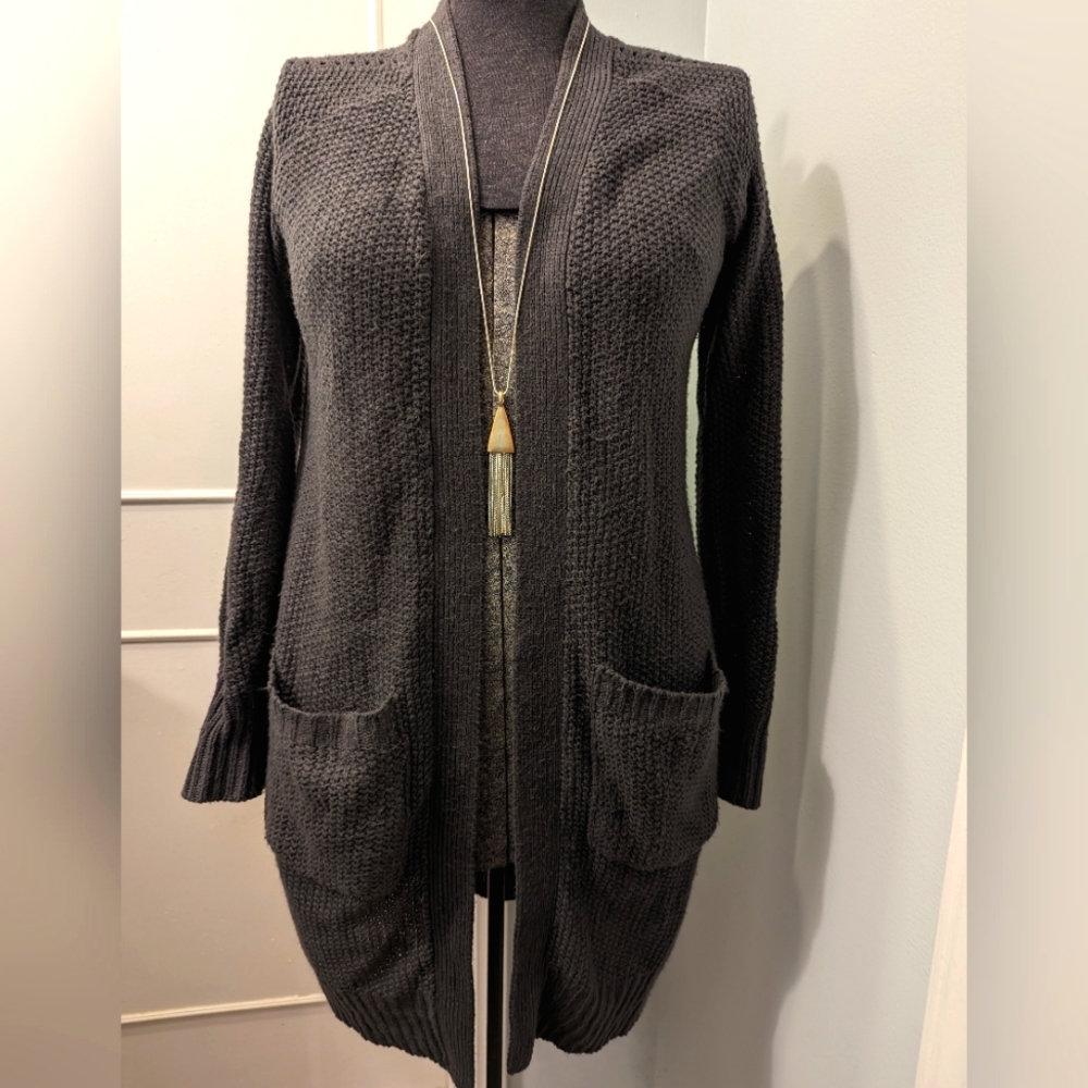 Cable knit cut out cardigan with pockets